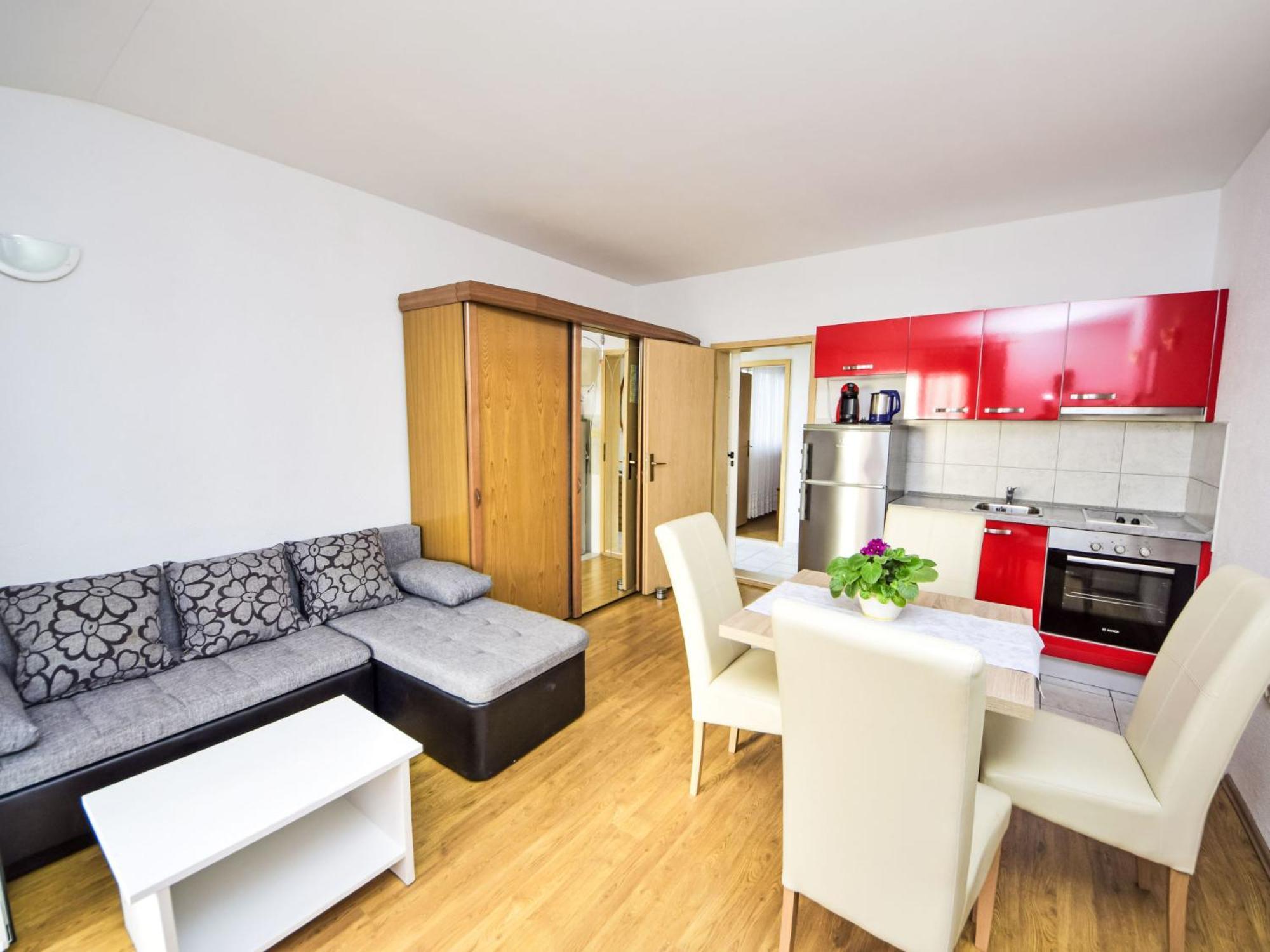 Apartment Mira-2 By Interhome Makarska Exterior photo
